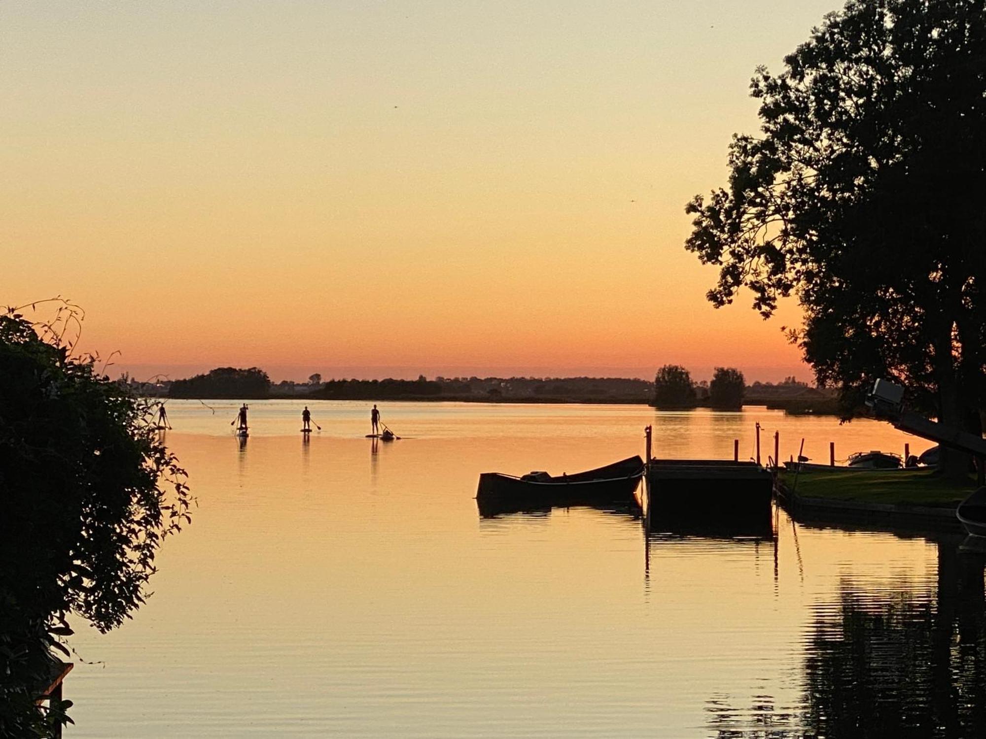 Romantic Dutch Hideaway Jisp Bagian luar foto